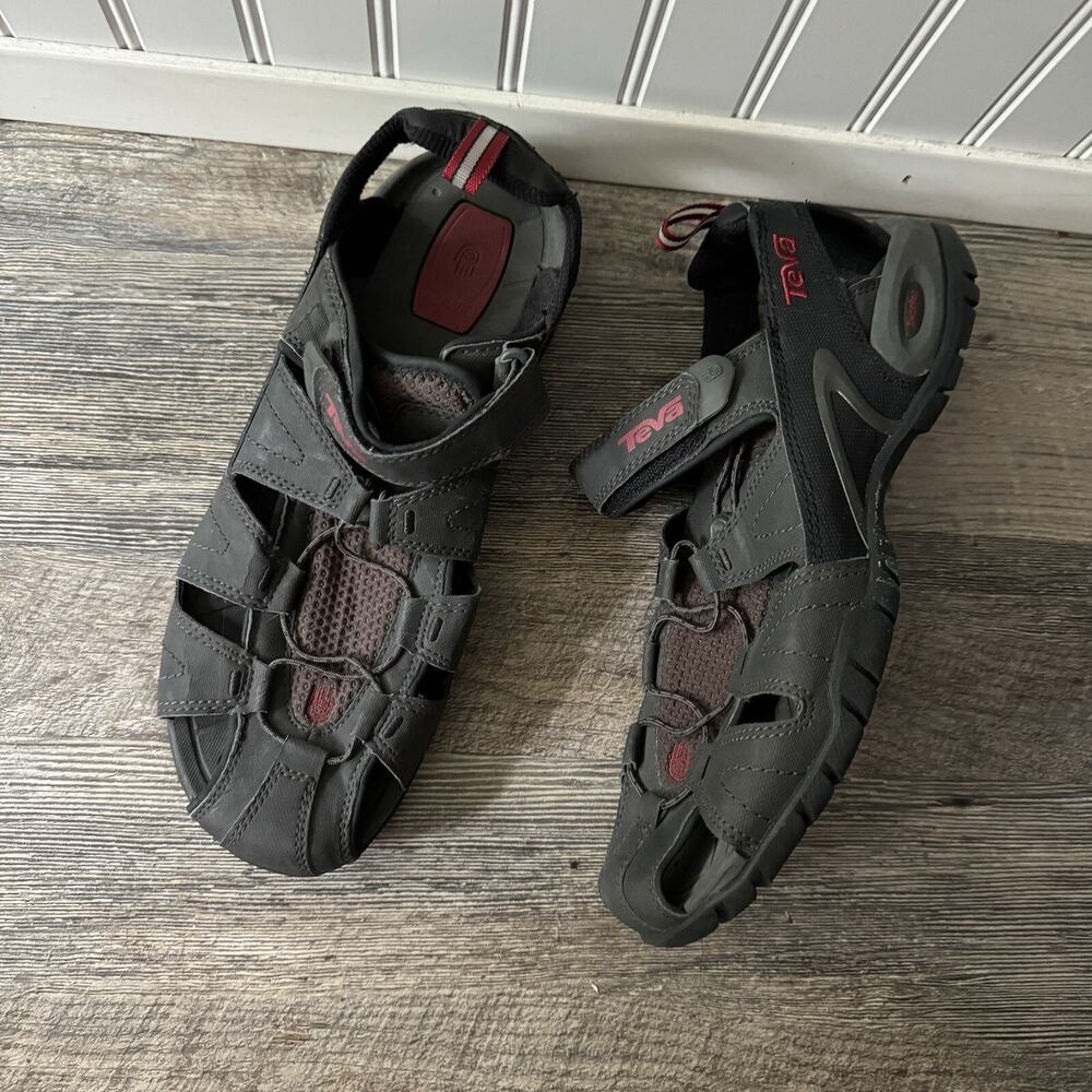 TEVA Men's Size 11.5 Dozer Brown sports Hiking Fisherman Closed Toe Sandals